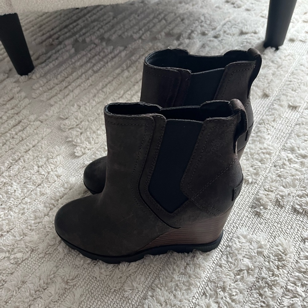 Sorel BNWT Joan uptown boot